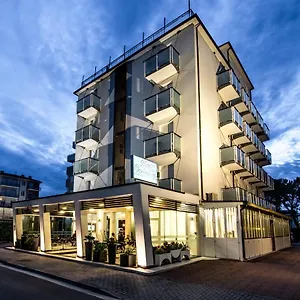 & Carinthia S Hotel